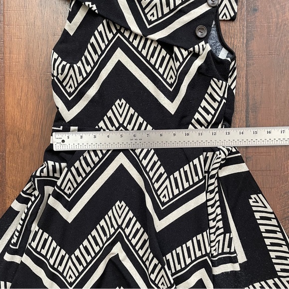 PAPAYA sleeveless, cowl neck dress, size L - Picture 8 of 12